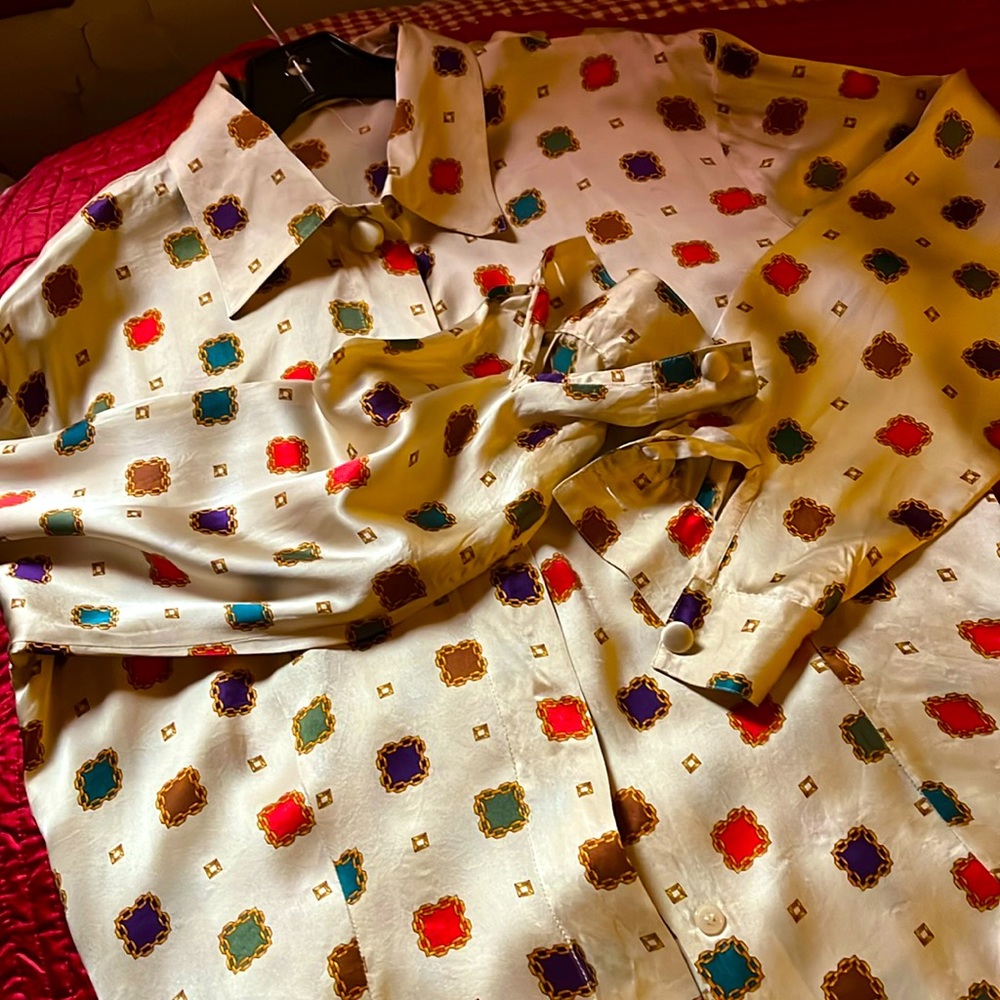 100% silk button up blouse